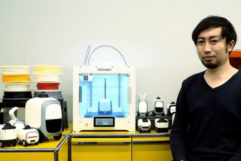 利用Ultimaker S3开发自动送货机器人，解决物流最后一英里问题